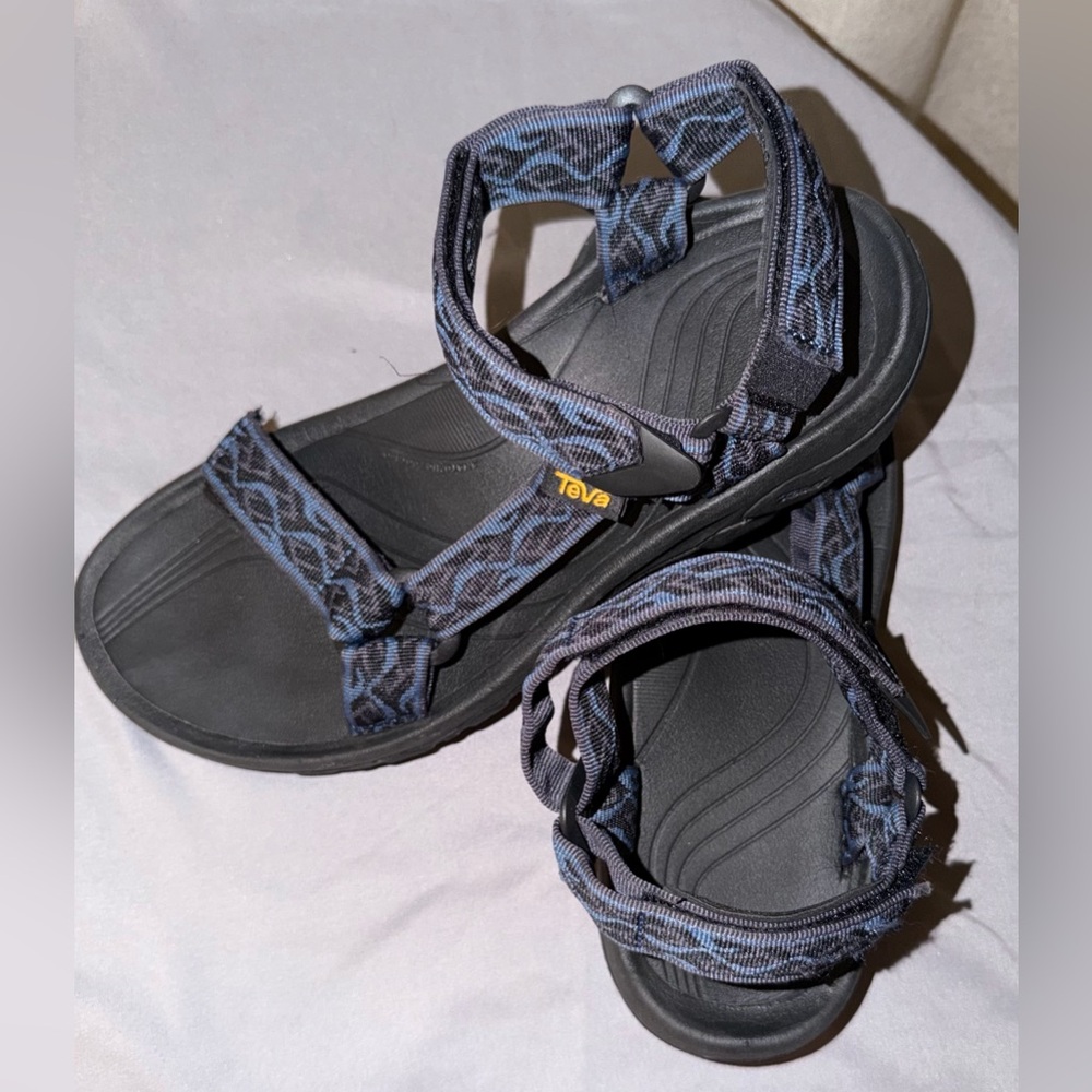 Teva Hurricane Men's Size 9 Wavy Trail Navy Sandals